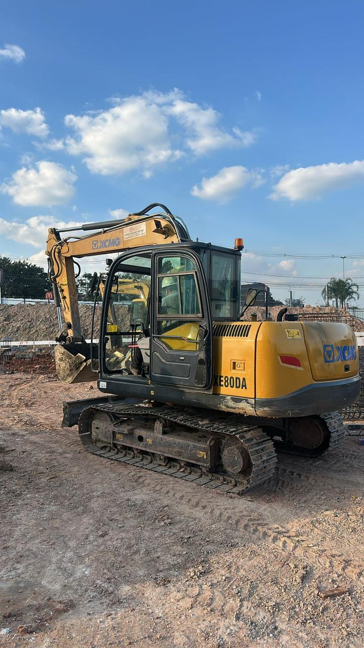 Limpeza e desobstrução de rios e canais — Jet Construplan